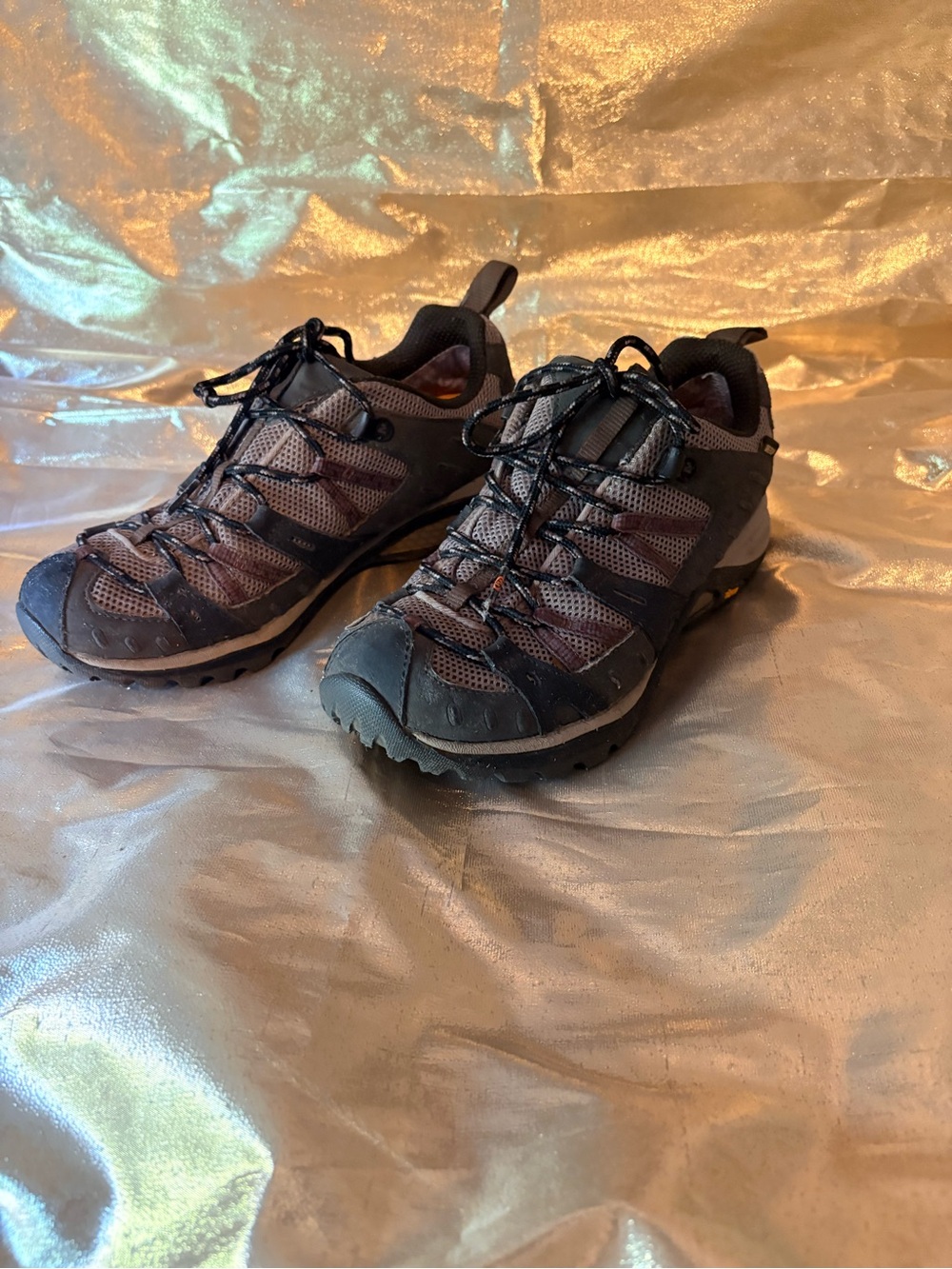 Merrill’s Women’s Siren Gore-Tex Hiking Shoes